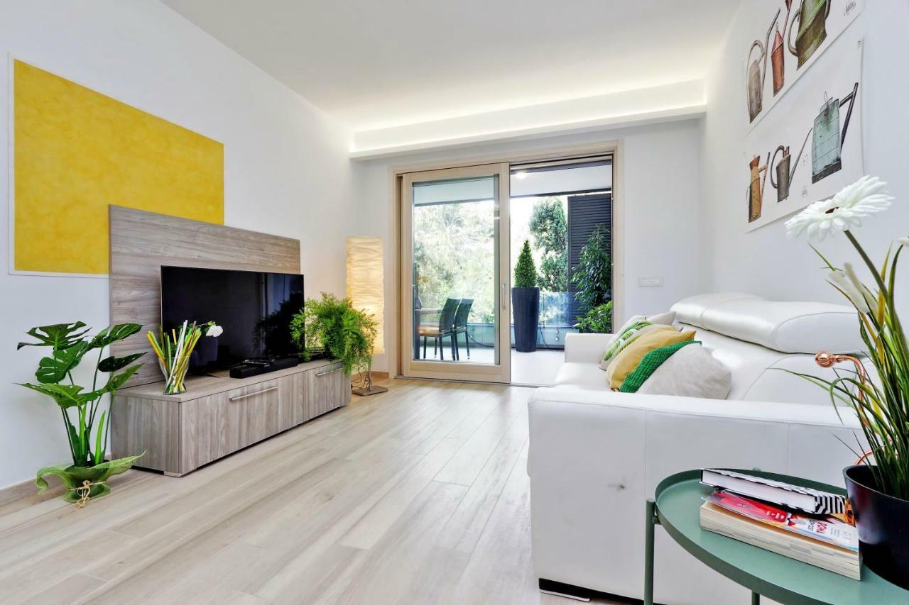 Green Terraced Apartment. 3 Stops From Colosseum Экстерьер фото