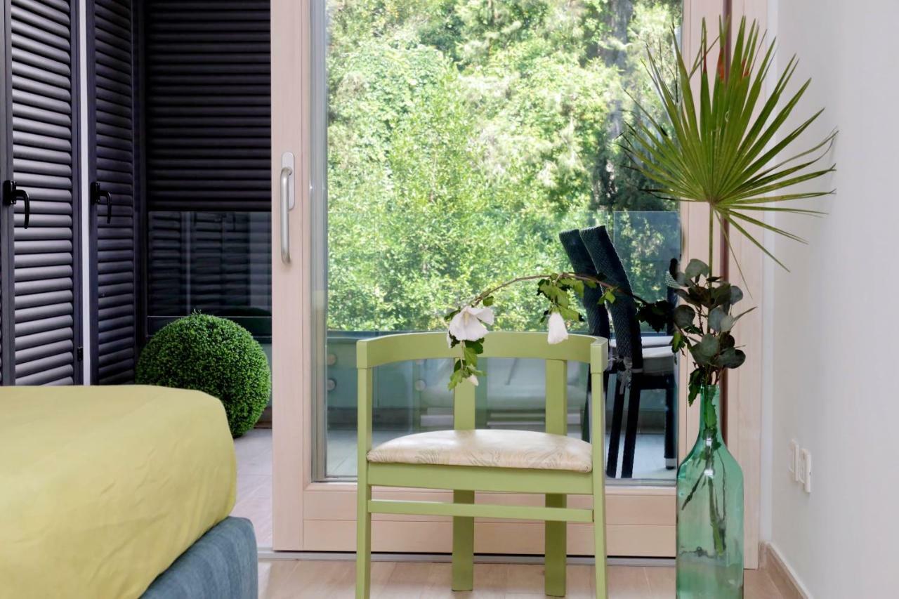Green Terraced Apartment. 3 Stops From Colosseum Экстерьер фото